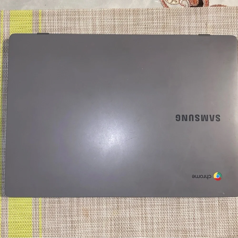 Samsung Silver Chromebook